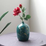 Vase turquoise en céramique design