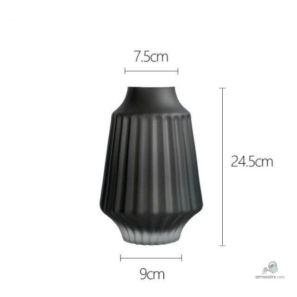 Vase en verre dépoli pour décoration moderne