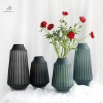 Vase design en verre dépoli moderne