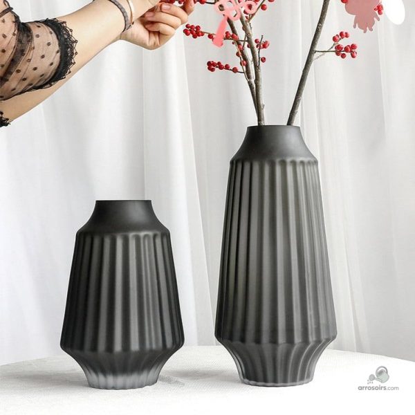 Vase en verre dépoli pour décoration intérieure