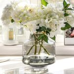 Vase design avec finition en verre fumé