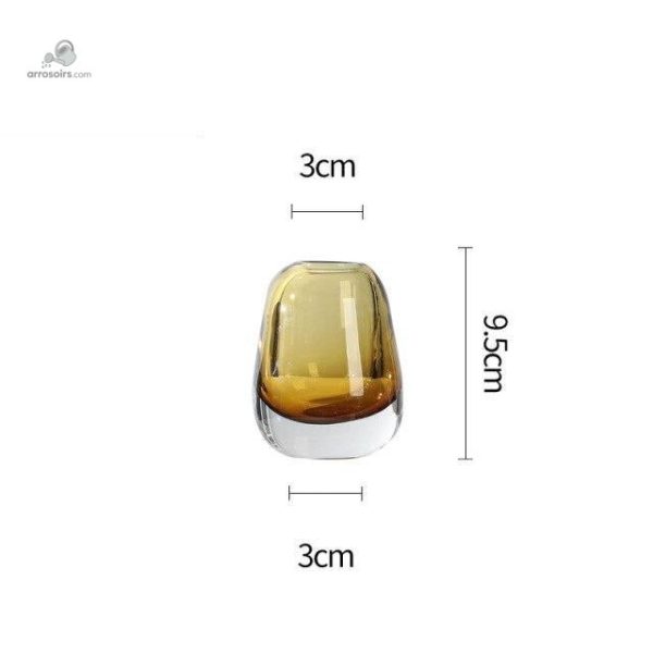 Vase en verre jaune pour bouquets