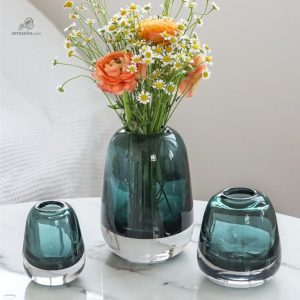 Vase décoratif jaune en verre