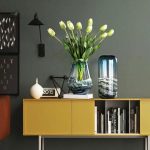 Vase soufflé en verre au design unique